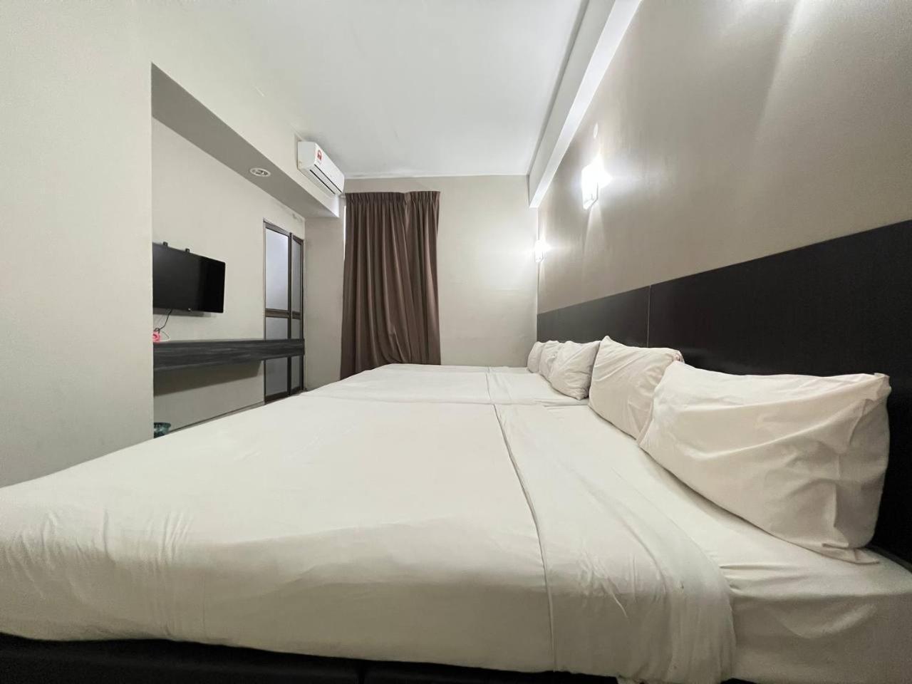 Nice Stay Three Six Five Services Kuching Exterior foto
